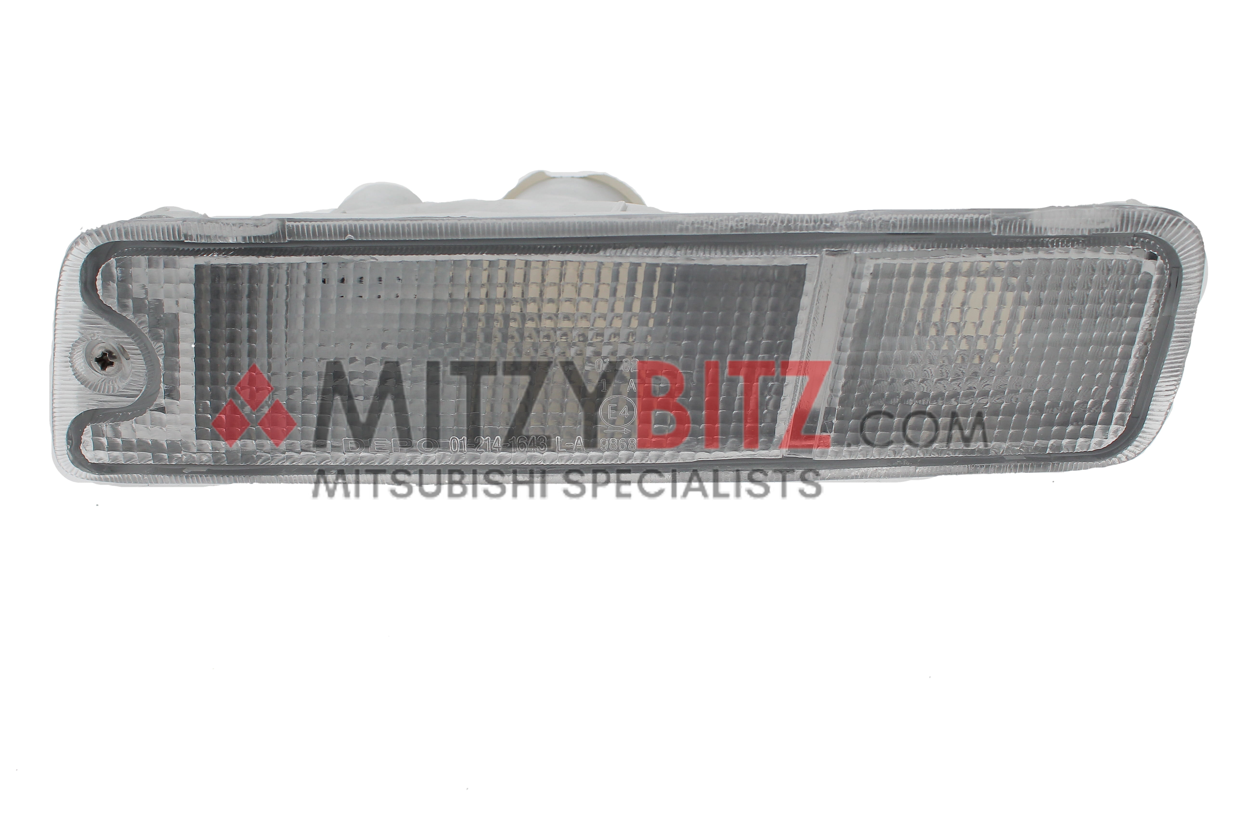 FRONT LEFT BUMPER INDICATOR SIDE LIGHT LAMP MITSUBISHI L200 K74T Series 3 2.5TD