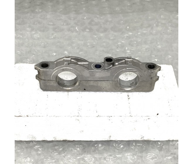 CAM CAP NUMBER 5 FOR A MITSUBISHI ENGINE - 