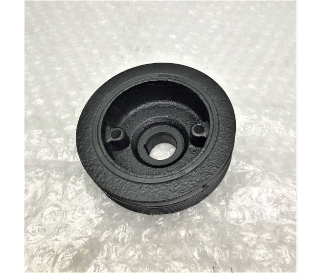 CRANK SHAFT PULLEY FOR A MITSUBISHI PAJERO SPORT - KH4W