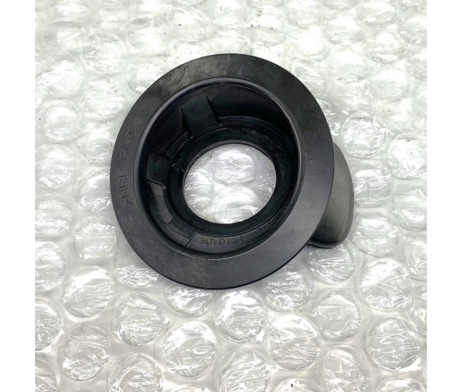 FUEL FILLER NECK TOP MOUNTING RUBBER FOR A MITSUBISHI FUEL - 