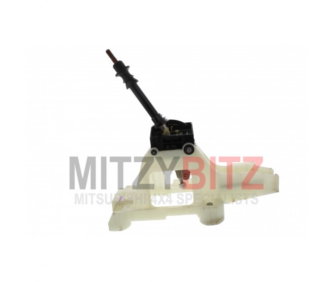 MANUAL GEAR LEVER FOR A MITSUBISHI CW0# - MANUAL GEAR LEVER