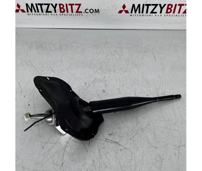 MANUAL GEARSHIFT LEVER FOR A MITSUBISHI V90# - MANUAL GEARSHIFT LEVER