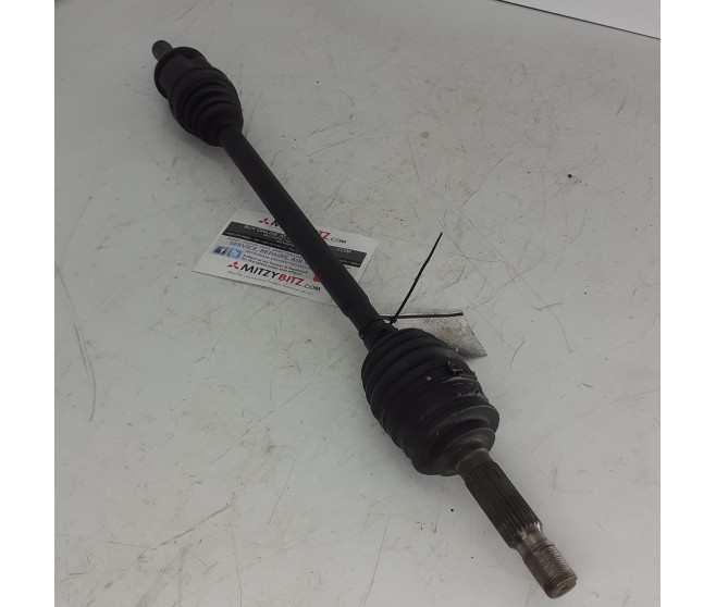 LEFT REAR DRIVESHAFT FOR A MITSUBISHI REAR AXLE - 