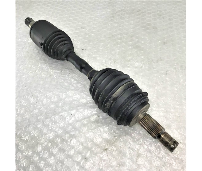 FRONT LEFT DRIVESHAFT FOR A MITSUBISHI V80,90# - FRONT AXLE HOUSING & SHAFT