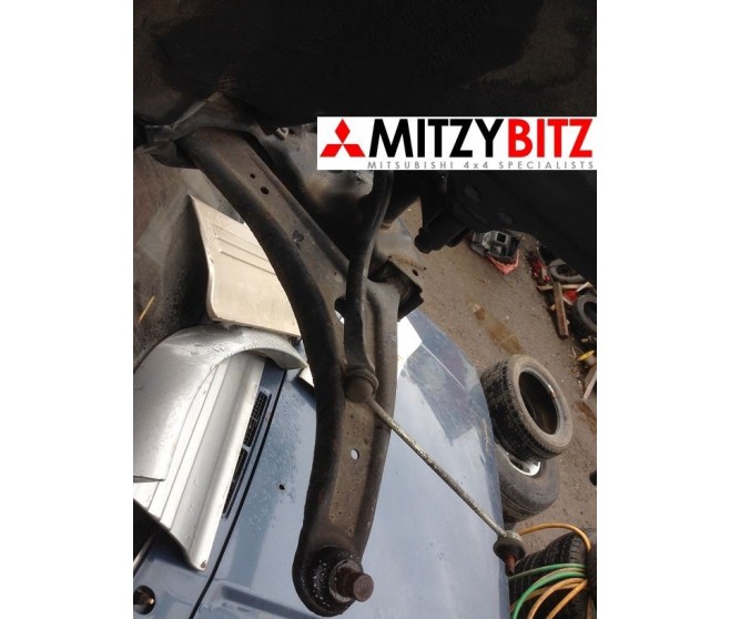 FRONT RIGHT BOTTOM LOWER WISHBONE FOR A MITSUBISHI CV0# - FRONT RIGHT BOTTOM LOWER WISHBONE
