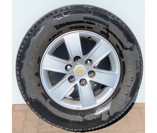 ALLOY WHEEL WITH TYRE 17 FOR A MITSUBISHI V80# - ALLOY WHEEL WITH TYRE 17