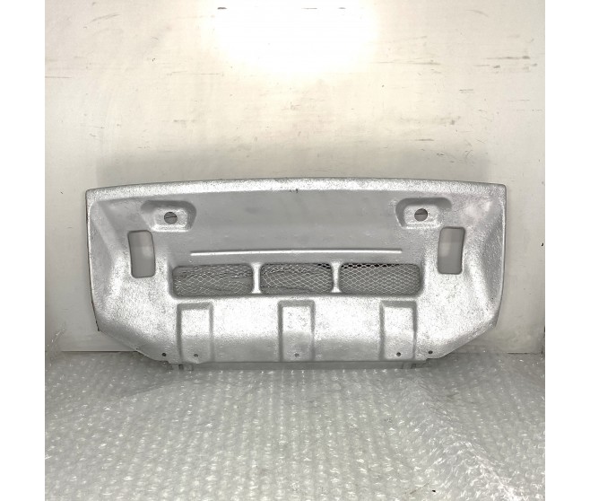 LOWER ENGINE SKID PLATE FRONT FOR A MITSUBISHI PAJERO - V88W