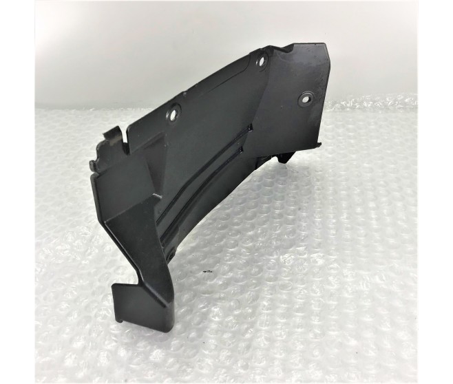 ENGINE ROOM SIDE COVER RIGHT FOR A MITSUBISHI OUTLANDER PHEV - GG2W