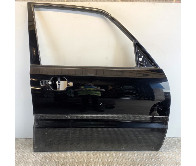 BARE DOOR FRONT RIGHT FOR A MITSUBISHI V80,90# - FRONT DOOR PANEL & GLASS