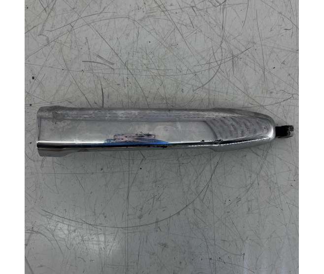 DOOR HANDLE FRONT RIGHT FOR A MITSUBISHI CW0# - DOOR HANDLE FRONT RIGHT
