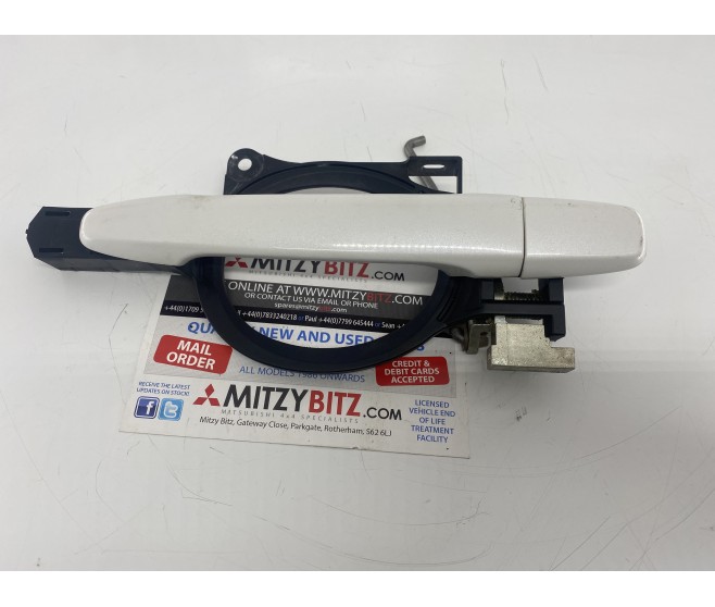 DOOR HANDLE FRONT RIGHT FOR A MITSUBISHI ASX - GA7W