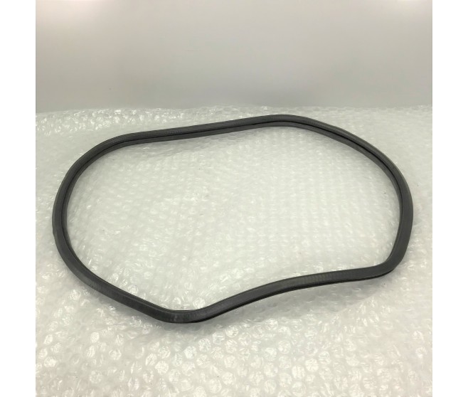 STATIONARY WINDOW WEATHERSTRIP REAR RIGHT FOR A MITSUBISHI V80,90# - STATIONARY WINDOW WEATHERSTRIP REAR RIGHT