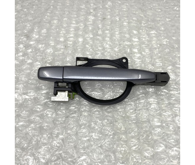 DOOR HANDLE AND BASE LEFT REAR FOR A MITSUBISHI OUTLANDER - GF7W