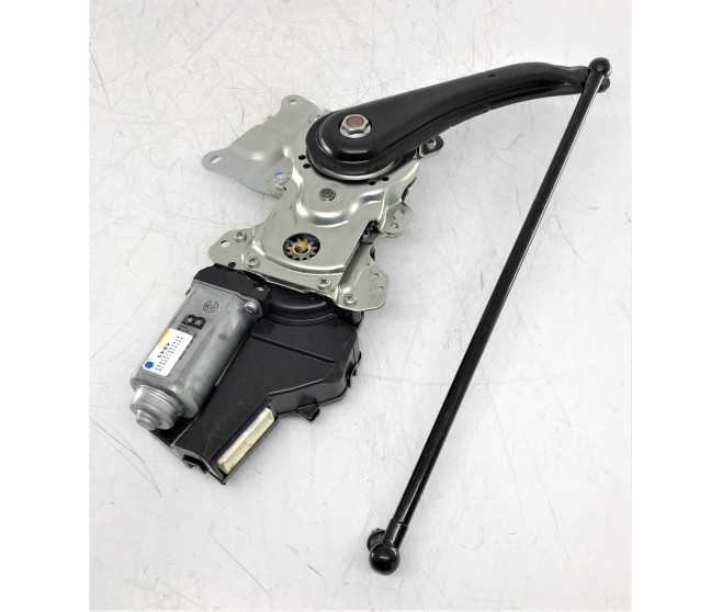 POWER TAILGATE MOTOR FOR A MITSUBISHI OUTLANDER - GF8W