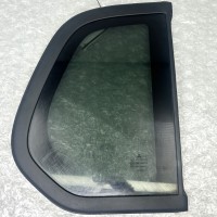 CAB SIDE WINDOW GLASS LEFT