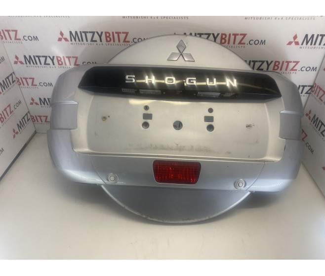 NUMBER PLATE HOLDER SPARE WHEEL COVER FOR A MITSUBISHI DOOR - 