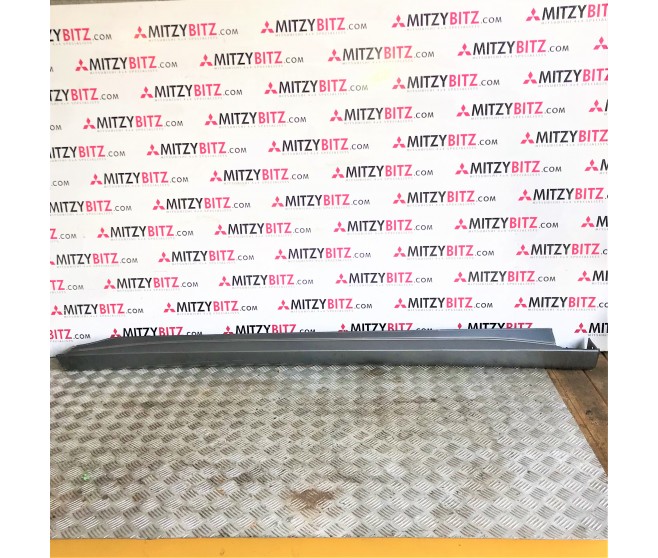 RIGHT AIR DAM SIDE SKIRT FOR A MITSUBISHI GF0# - RIGHT AIR DAM SIDE SKIRT
