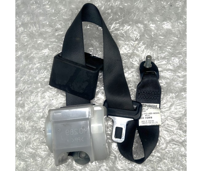 REAR CENTRE SEAT BELT FOR A MITSUBISHI SEAT - 