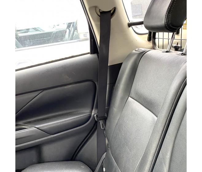 2ND ROW RIGHT SEAT BELT FOR A MITSUBISHI GF0# - 2ND ROW RIGHT SEAT BELT