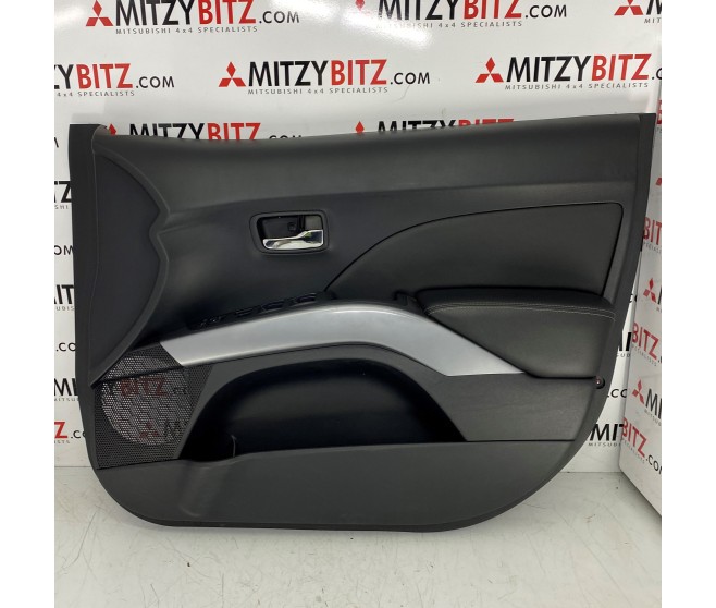 DOOR CARD FRONT RIGHT FOR A MITSUBISHI OUTLANDER - CW8W
