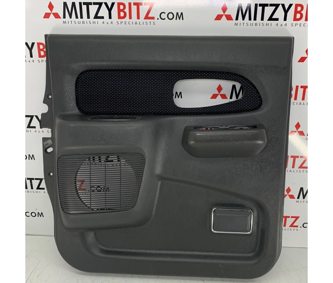REAR LEFT DOOR CARD FOR A MITSUBISHI L200 - K74T