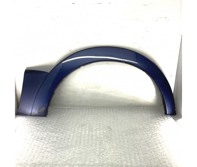RIGHT FRONT OVERFENDER FOR A MITSUBISHI V80# - RIGHT FRONT OVERFENDER