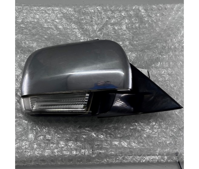 RIGHT WING MIRROR WITH TURN LAMP ELEC HEAT AND FOLD FOR A MITSUBISHI PAJERO/MONTERO - V87W