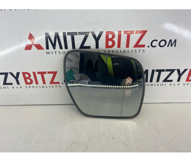 RIGHT SIDE DOOR WING MIRROR GLASS CONVEX HEATED