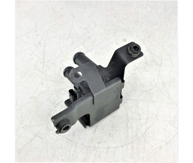 HEATER WATER PUMP FOR A MITSUBISHI OUTLANDER PHEV - GG2W
