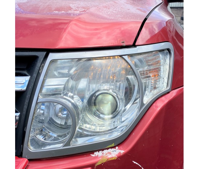 LEFT HEADLAMP FOR A MITSUBISHI CHASSIS ELECTRICAL - 