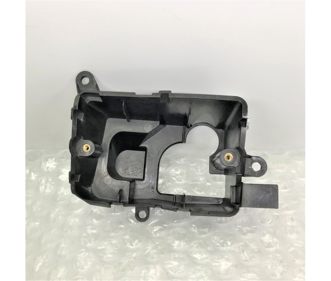 REAR LEFT LAMP BRACKET FOR A MITSUBISHI CHASSIS ELECTRICAL - 