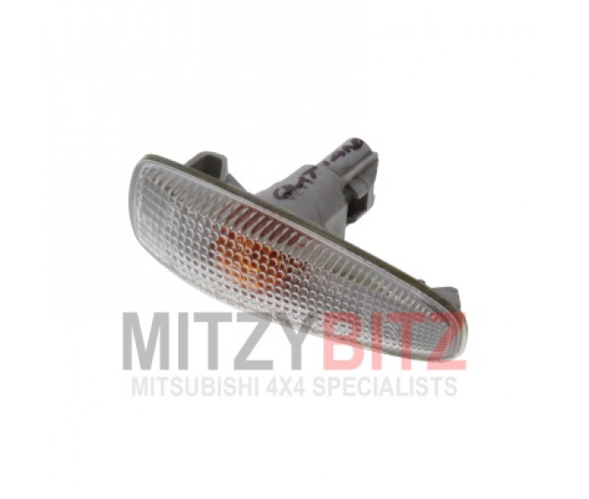 FRONT TURNING SIGNAL LAMP FOR A MITSUBISHI V80,90# - FRONT EXTERIOR LAMP