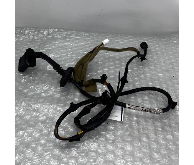 DOOR WIRING HARNESS REAR LEFT FOR A MITSUBISHI V90# - DOOR WIRING HARNESS REAR LEFT