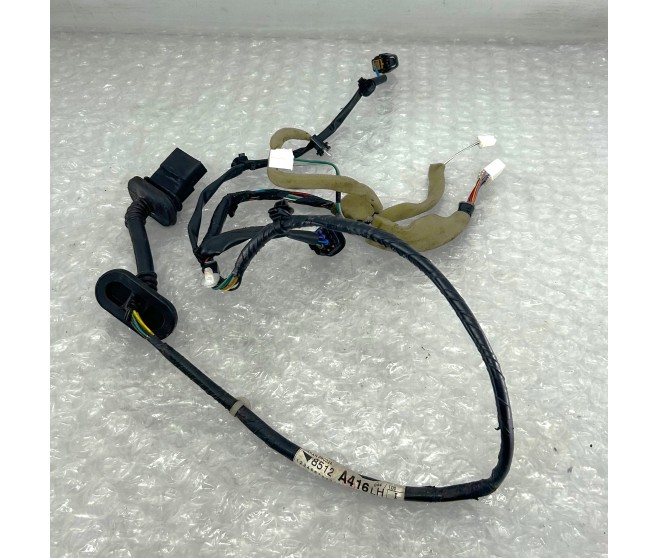 DOOR WIRING HARNESS REAR LEFT FOR A MITSUBISHI V80,90# - DOOR WIRING HARNESS REAR LEFT