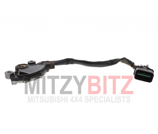 GENUINE AUTO GEARBOX CASE INHIBITOR SWITCH FOR A MITSUBISHI AUTOMATIC TRANSMISSION - 