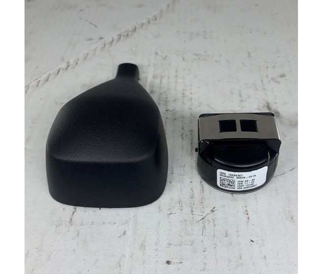 LIGHTING CONTROL SENSOR + COVER FOR A MITSUBISHI CHASSIS ELECTRICAL - 