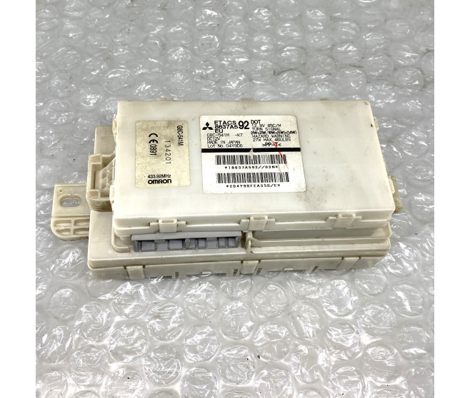 ETAC UNIT WITH FUSE BOARD FOR A MITSUBISHI CHASSIS ELECTRICAL - 