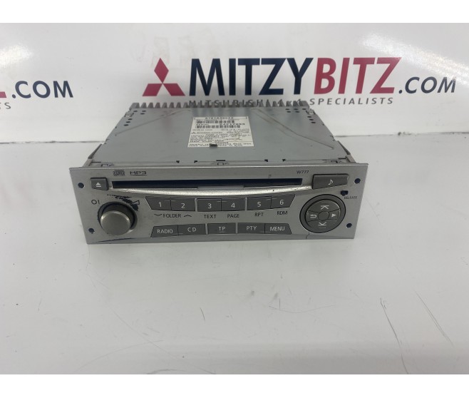 RADIO STEREO CD PLAYER FOR A MITSUBISHI CHASSIS ELECTRICAL - 