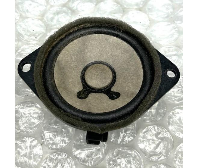 CAR SPEAKER FOR A MITSUBISHI CHASSIS ELECTRICAL - 