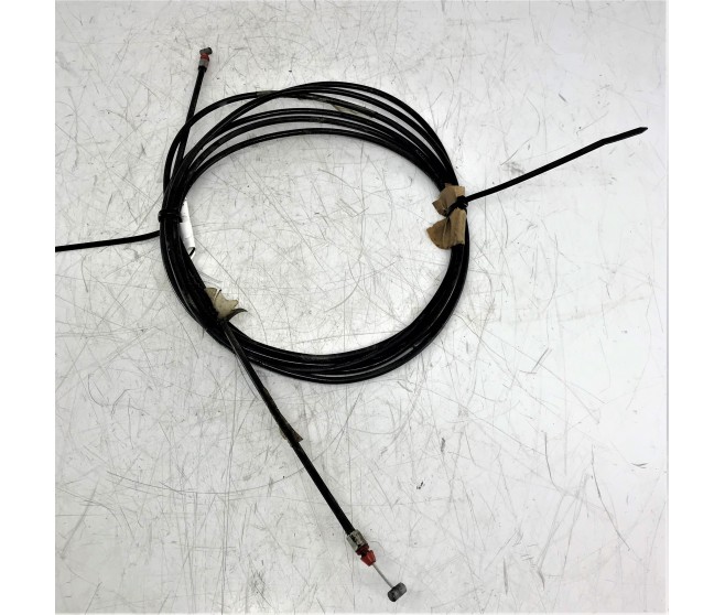 FUEL FILLER LID LOCK RELEASE CABLE FOR A MITSUBISHI PAJERO - L047G
