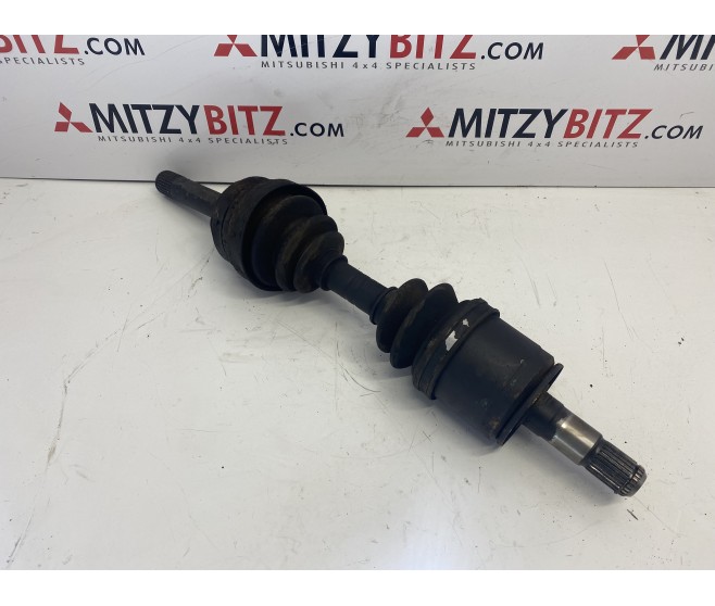 FRONT LEFT AXLE DRIVESHAFT FOR A MITSUBISHI PAJERO - L041G