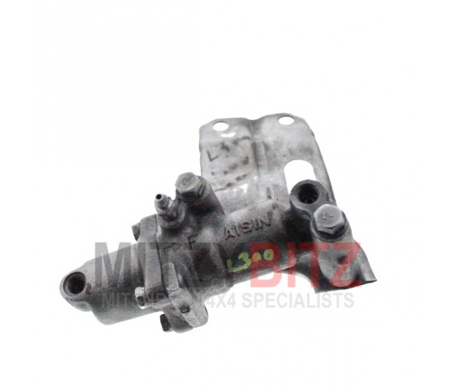 CLUTCH MASTER CYLINDER FOR A MITSUBISHI DELICA TRUCK - P05T