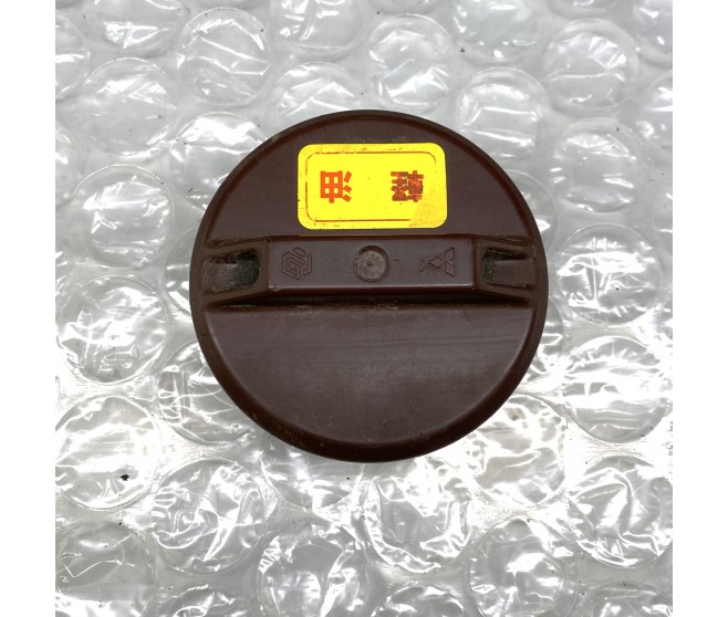 FUEL CAP NO STRAP FOR A MITSUBISHI L300 - P25W