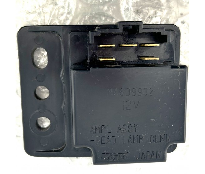 HEADLAMP WASHER RELAY MA809932 FOR A MITSUBISHI CHASSIS ELECTRICAL - 