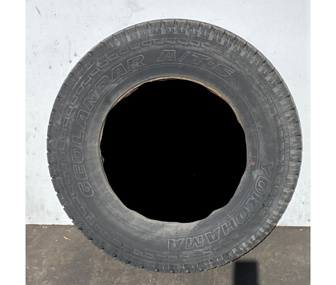 TYRE 225 80 R15 105S FOR A MITSUBISHI V10-40# - TYRE 225 80 R15 105S