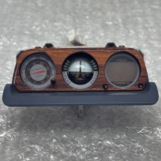 THERMOMETER AND COMPASS MB775505