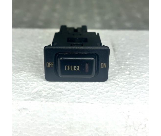CRUISE CONTROL SETTING SWITCH ORANGE FOR A MITSUBISHI PAJERO/MONTERO - V43W