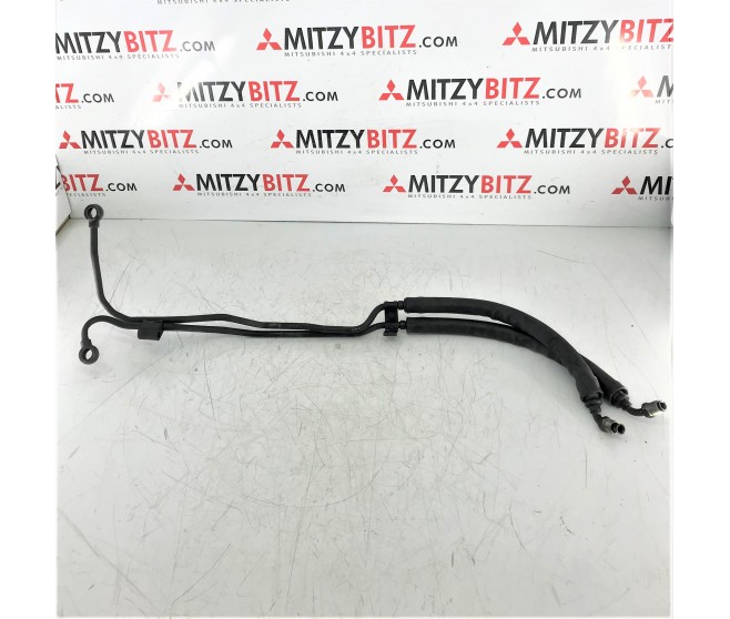 ENGINE OIL COOLER FEED AND RETURN HOSE FOR A MITSUBISHI PAJERO - L144G