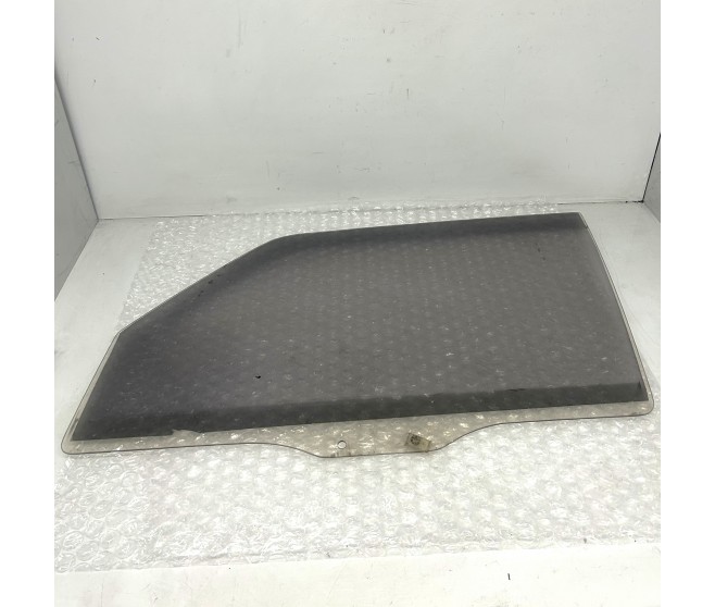 DOOR WINDOW GLASS FRONT LEFT FOR A MITSUBISHI V10-40# - DOOR WINDOW GLASS FRONT LEFT