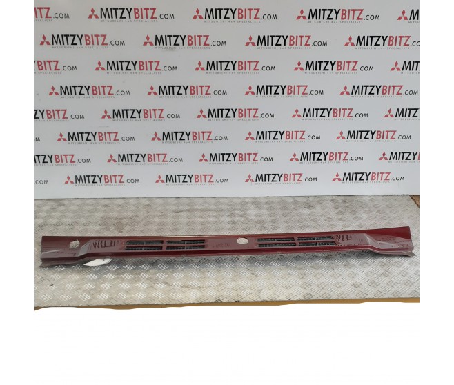 SCUTTLE PANEL FOR A MITSUBISHI V20-50# - LOOSE PANEL